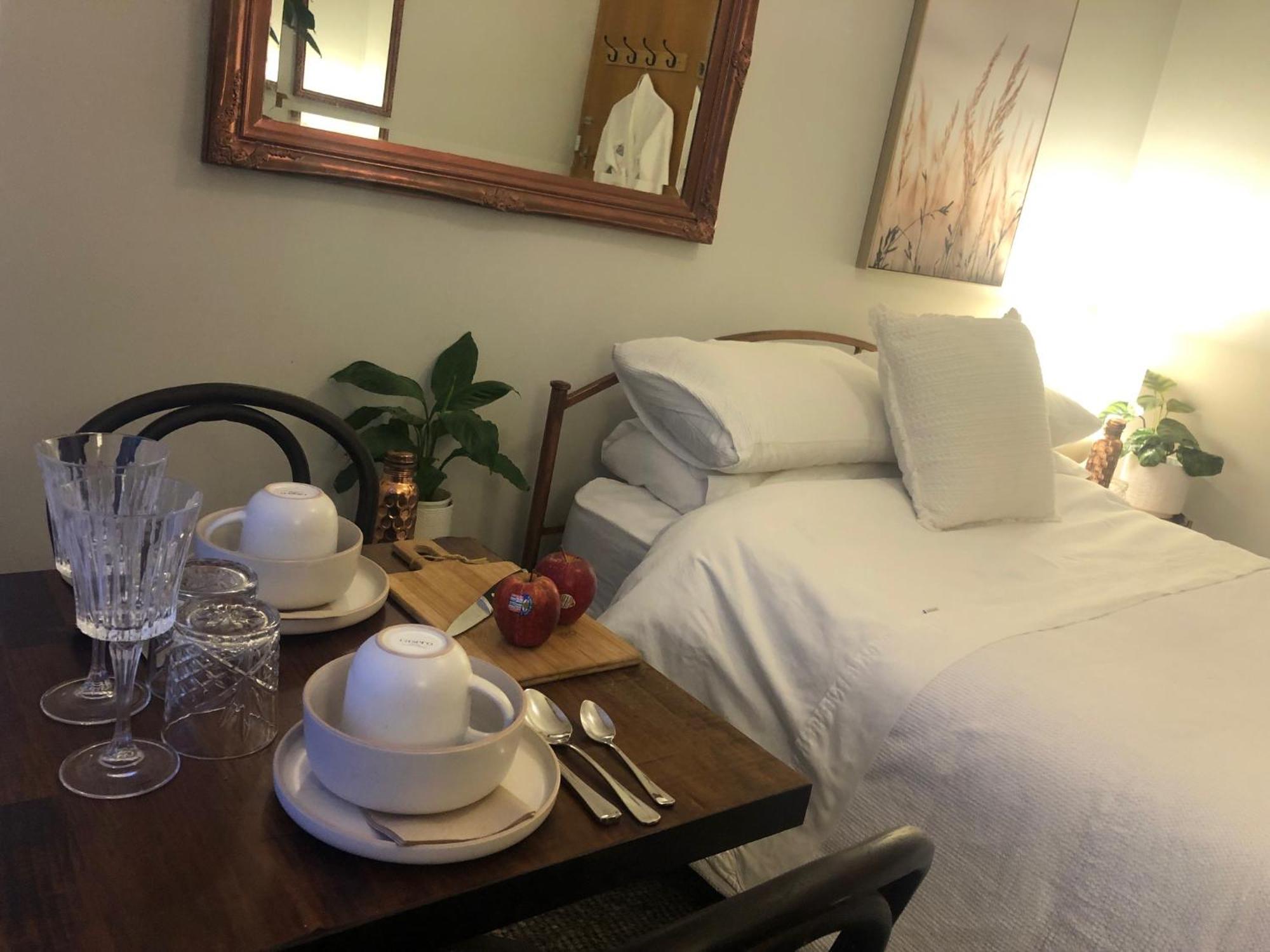 Lovely Budget Vegan Homestay Launceston Exterior foto